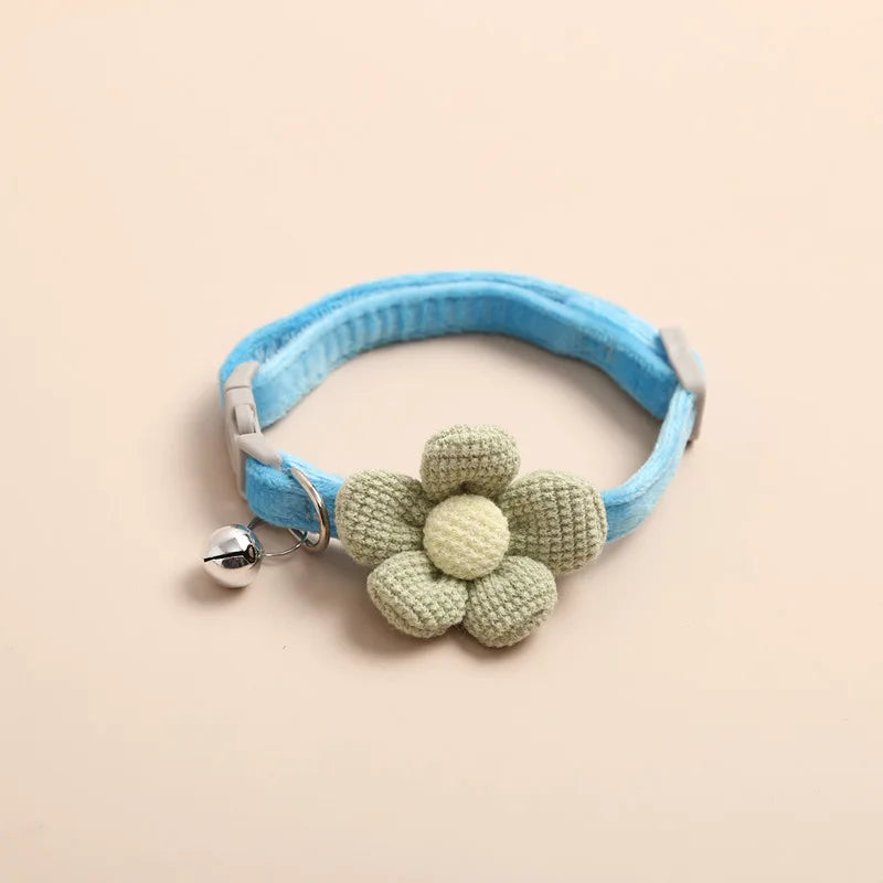 Adjustable Flower Buckle Cat Collar